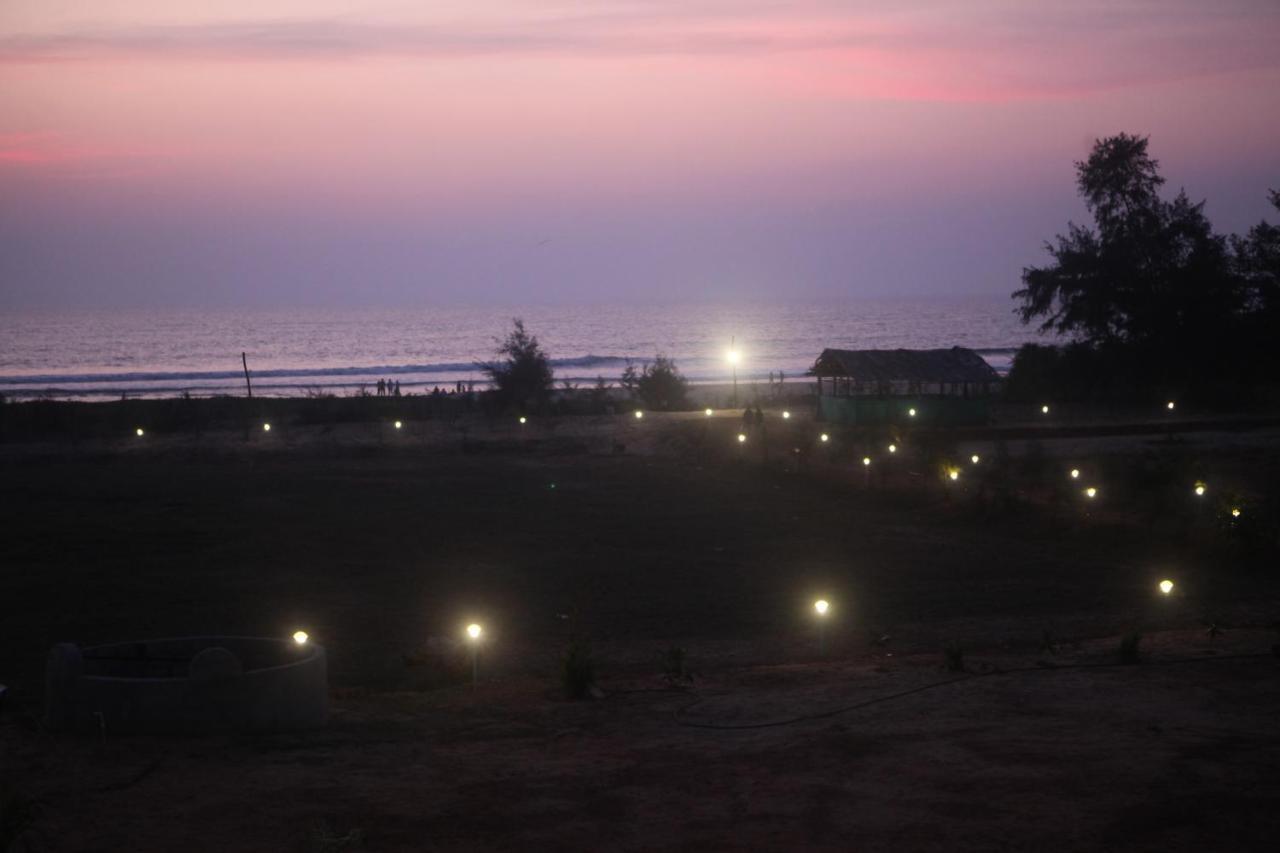 5 Mile Beach Resort Kumta Esterno foto